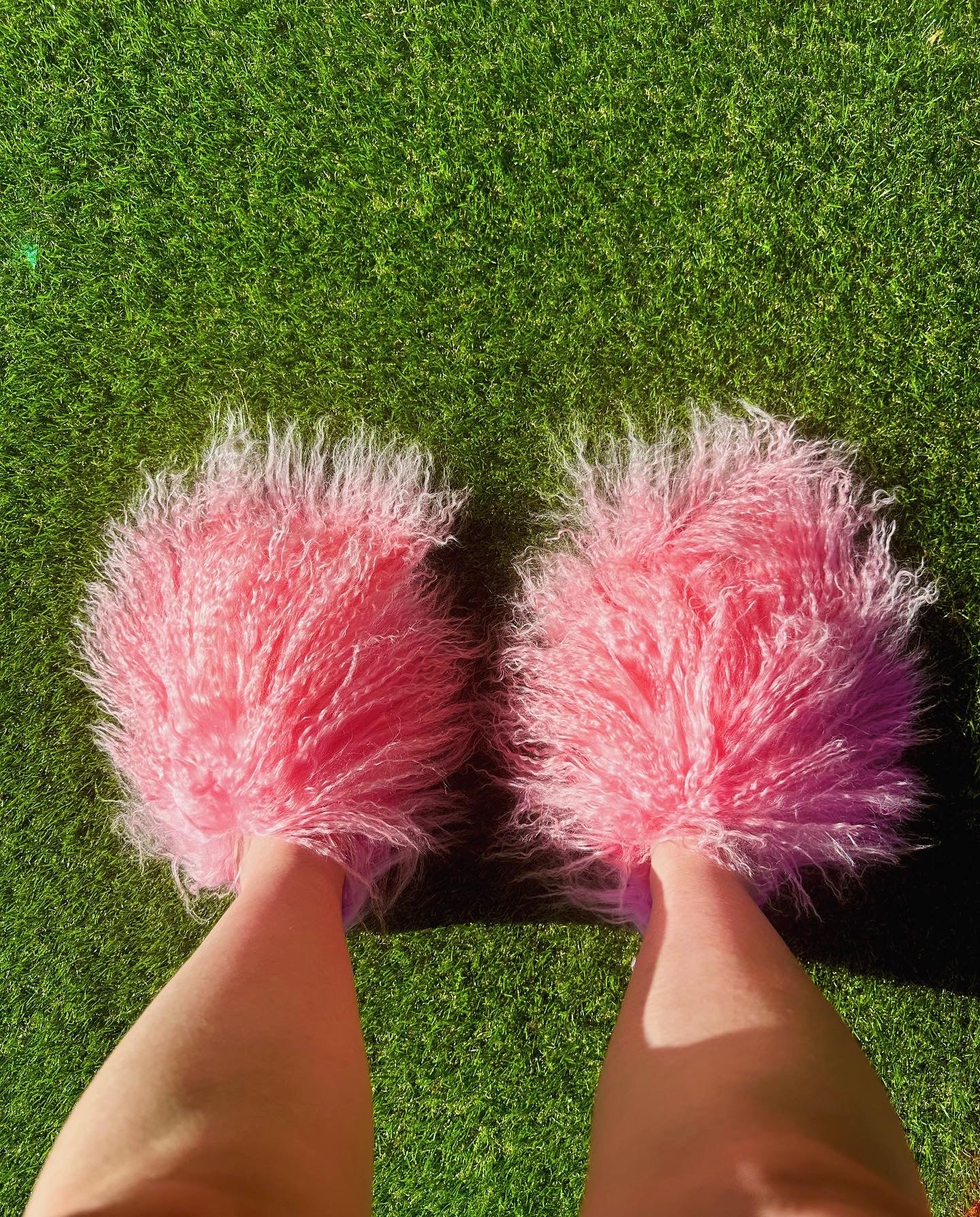 MONGOLIAN FUR SLIDES